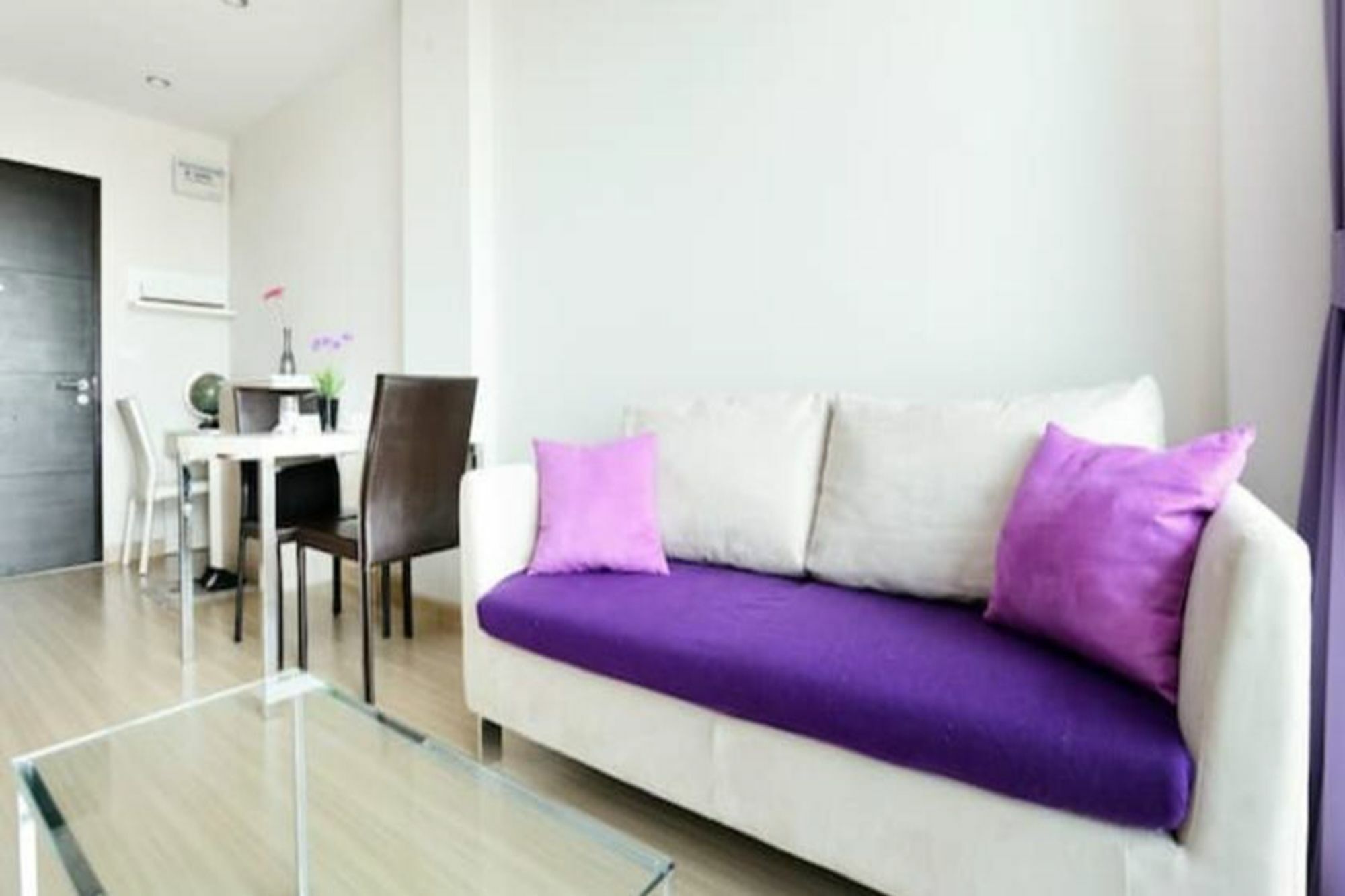 Chrisma Ramintra Soi 95 By Renvio * Bangkok