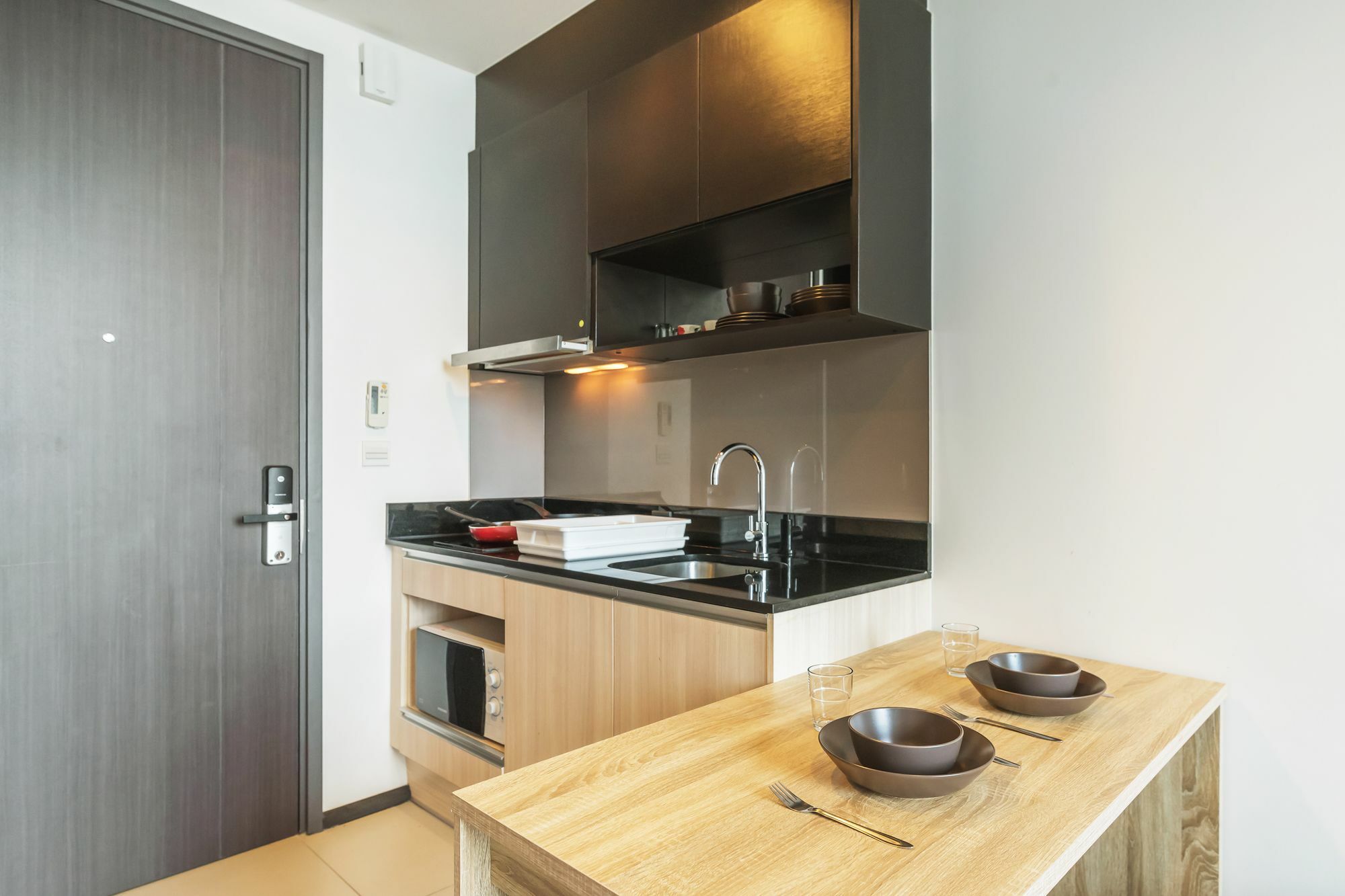 Edge Sukhumvit 23 Apartment Bangkok