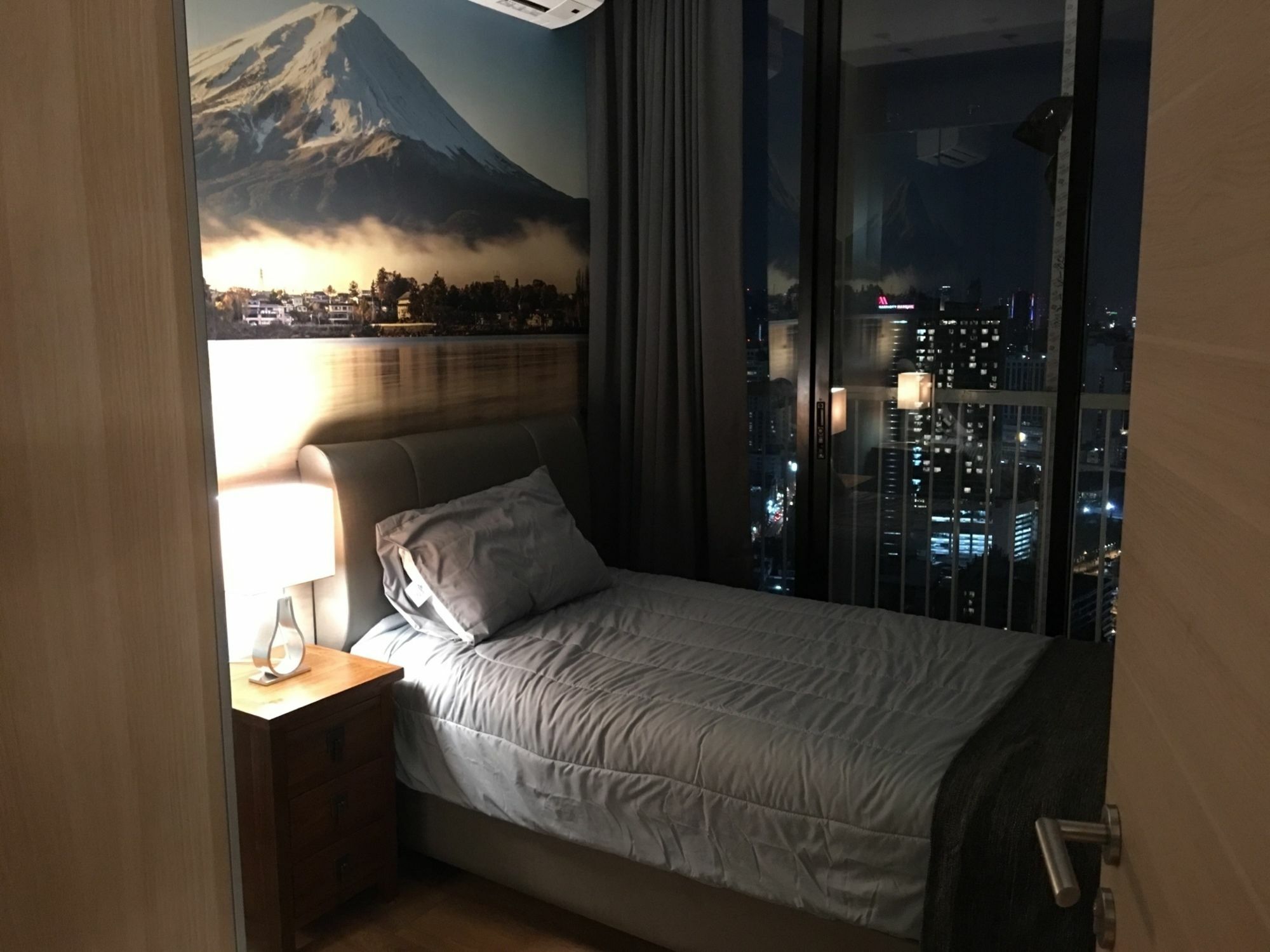 Luxury 3 Bedroom In Downtown