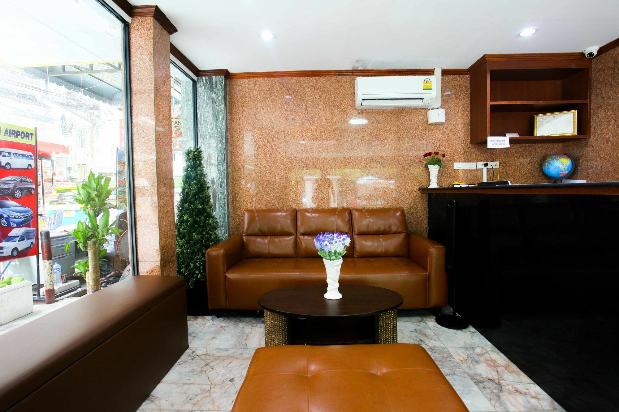 Grand Omari Hotel