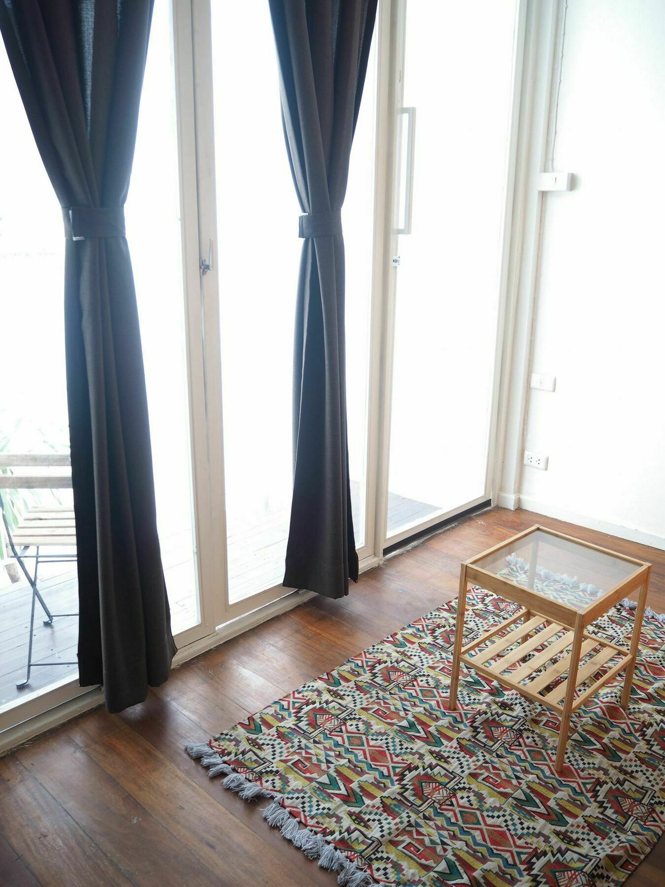 Mistletoe Bakery & Hostel Bangkok