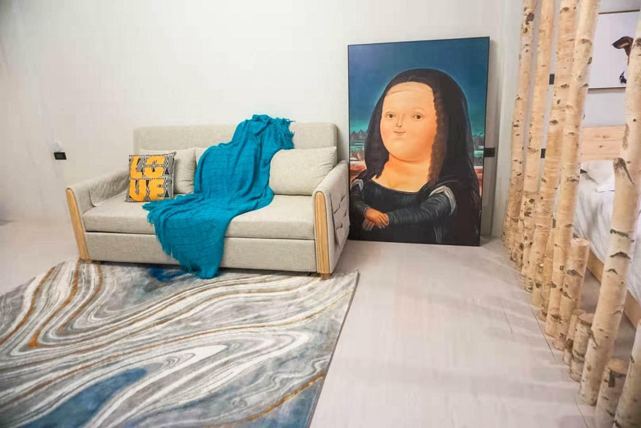 Hotel Gallery House *