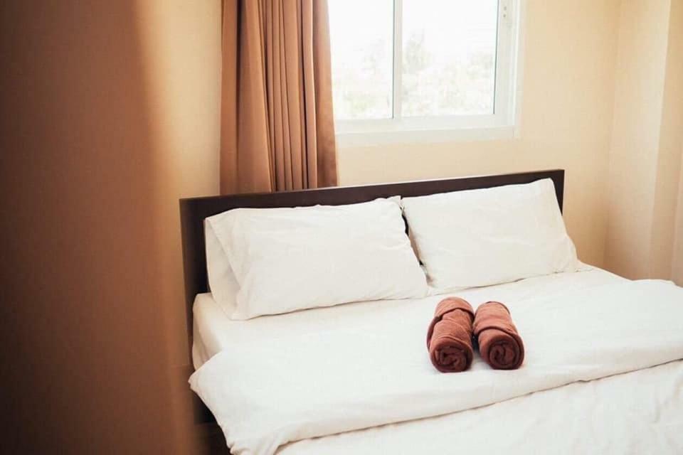 Hostel Near Impact Arena *