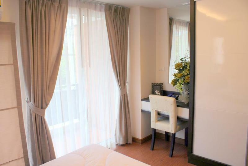 Greenview Ekkamai 10 3*