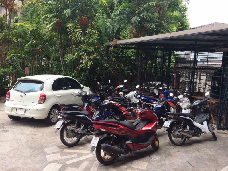 Baan Khun Mae Hotel