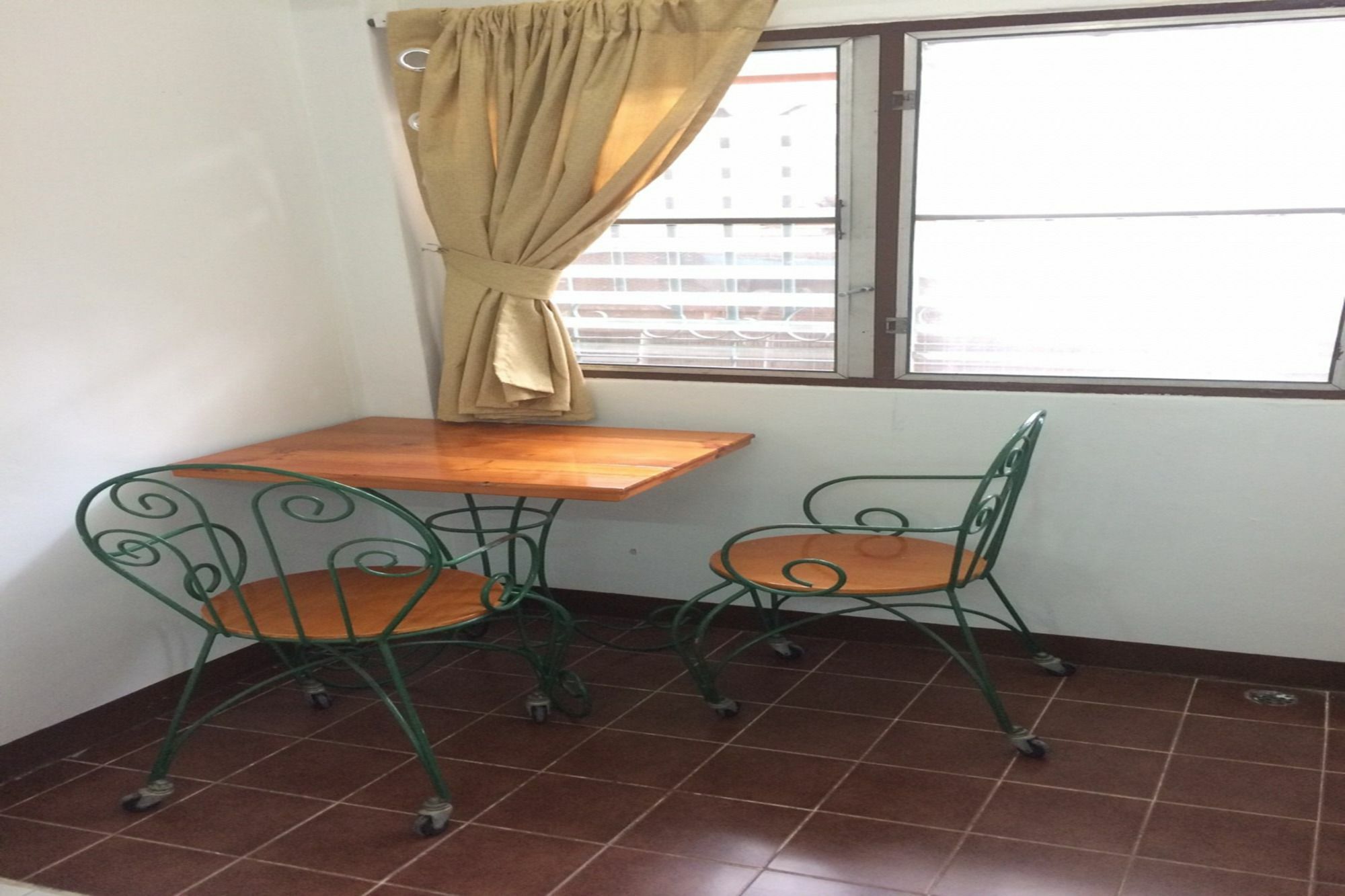 Hotel Baan Khun Mae 2*