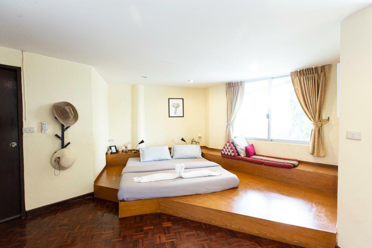 Home16 Sukhumvit16 *