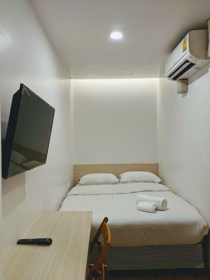 Hostal Good One Poshtel & Cafe Bar Bangkok