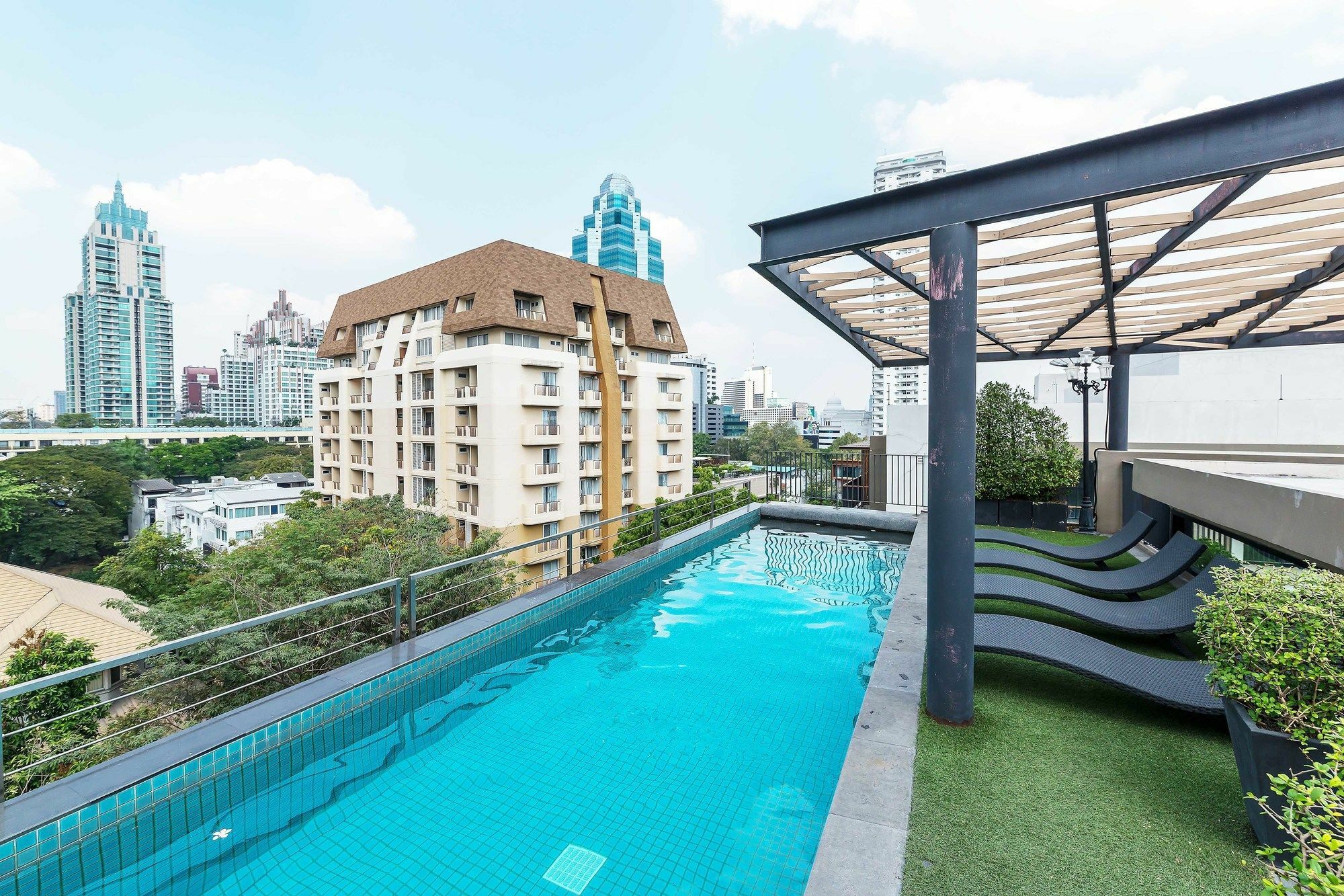 The Nest Ploenchit By Favstay Apartment *