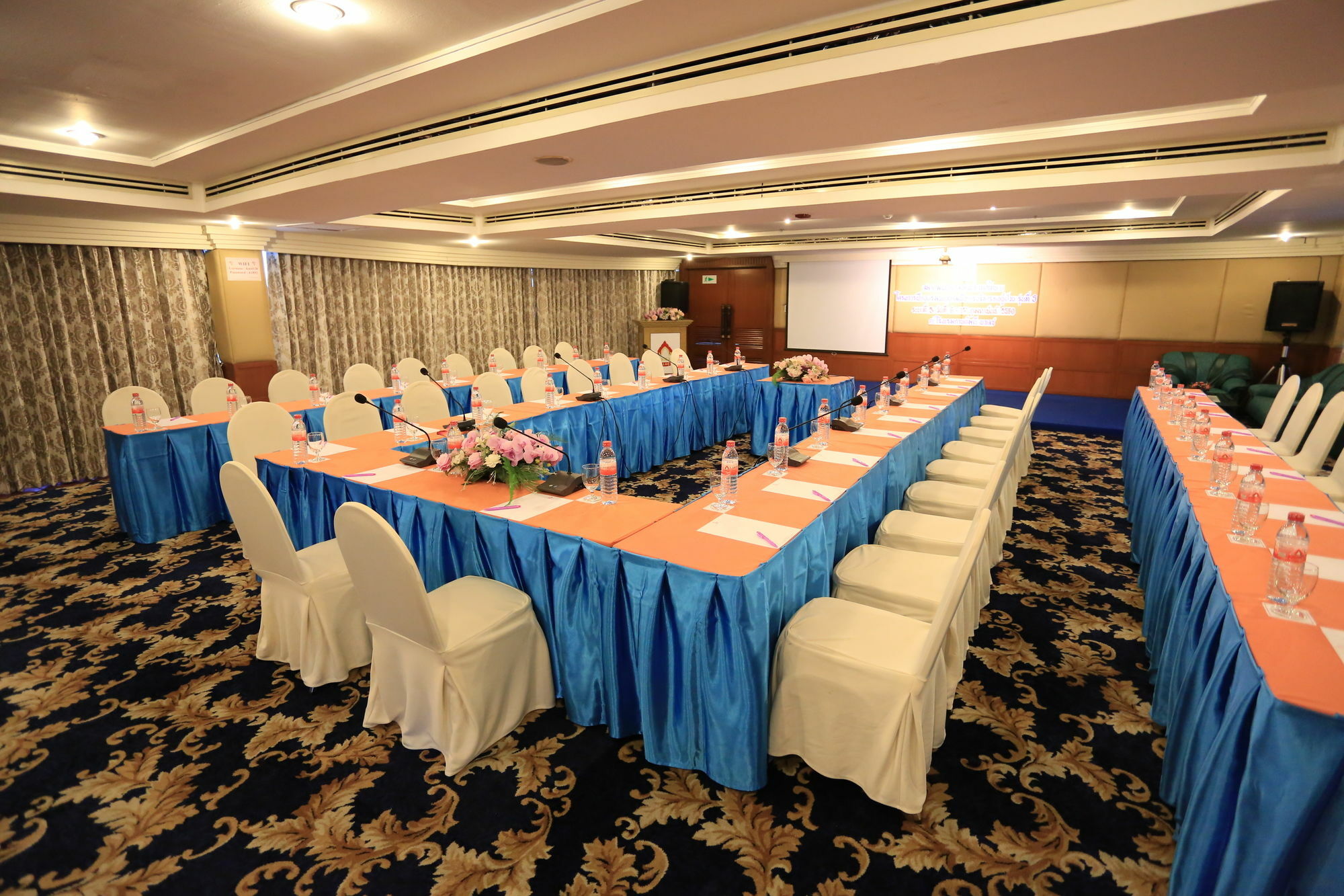 Karnmanee Palace Bangkok