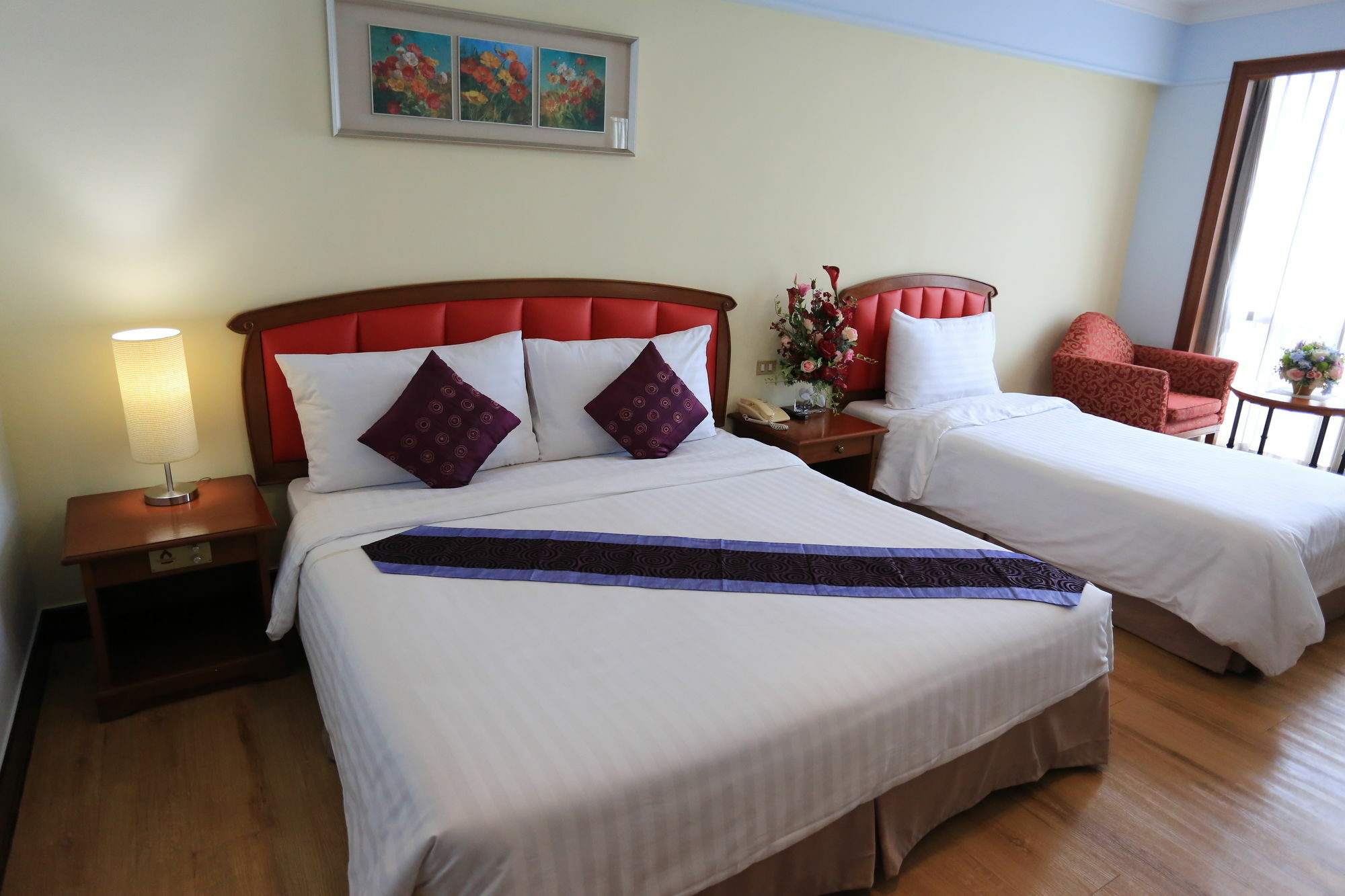 Karnmanee Palace Hotel 4*