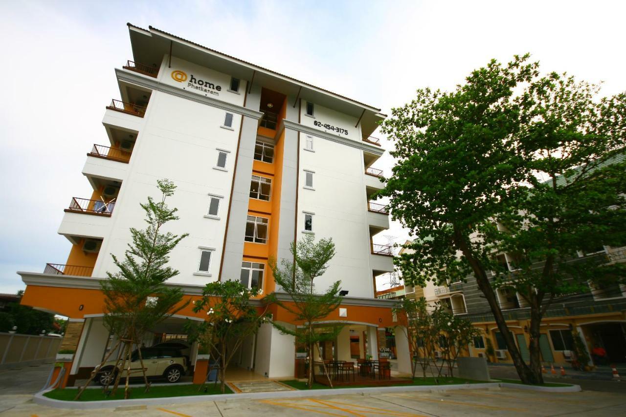 Aparthotel At Phetkasem Bangkok