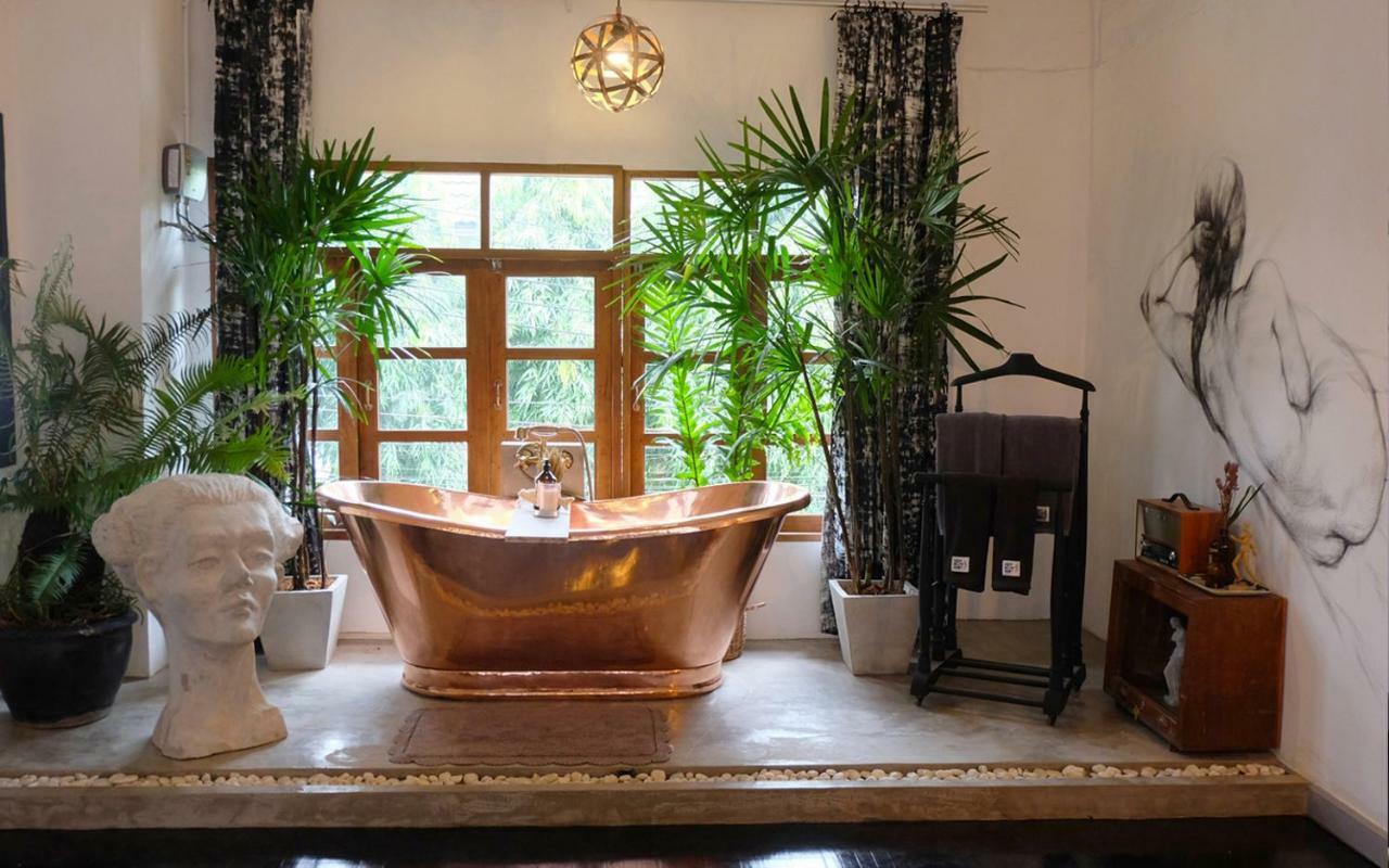 Vila Artistic And Quirky With A Copper Bath And Complimentary Snack Bangkok