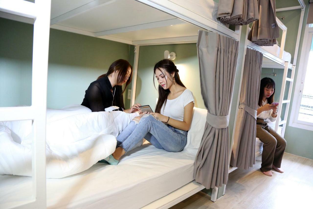 Ekanake Asrama Bangkok