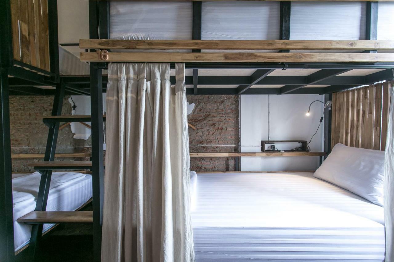 Hostel Rest Ari Boutique Bangkok