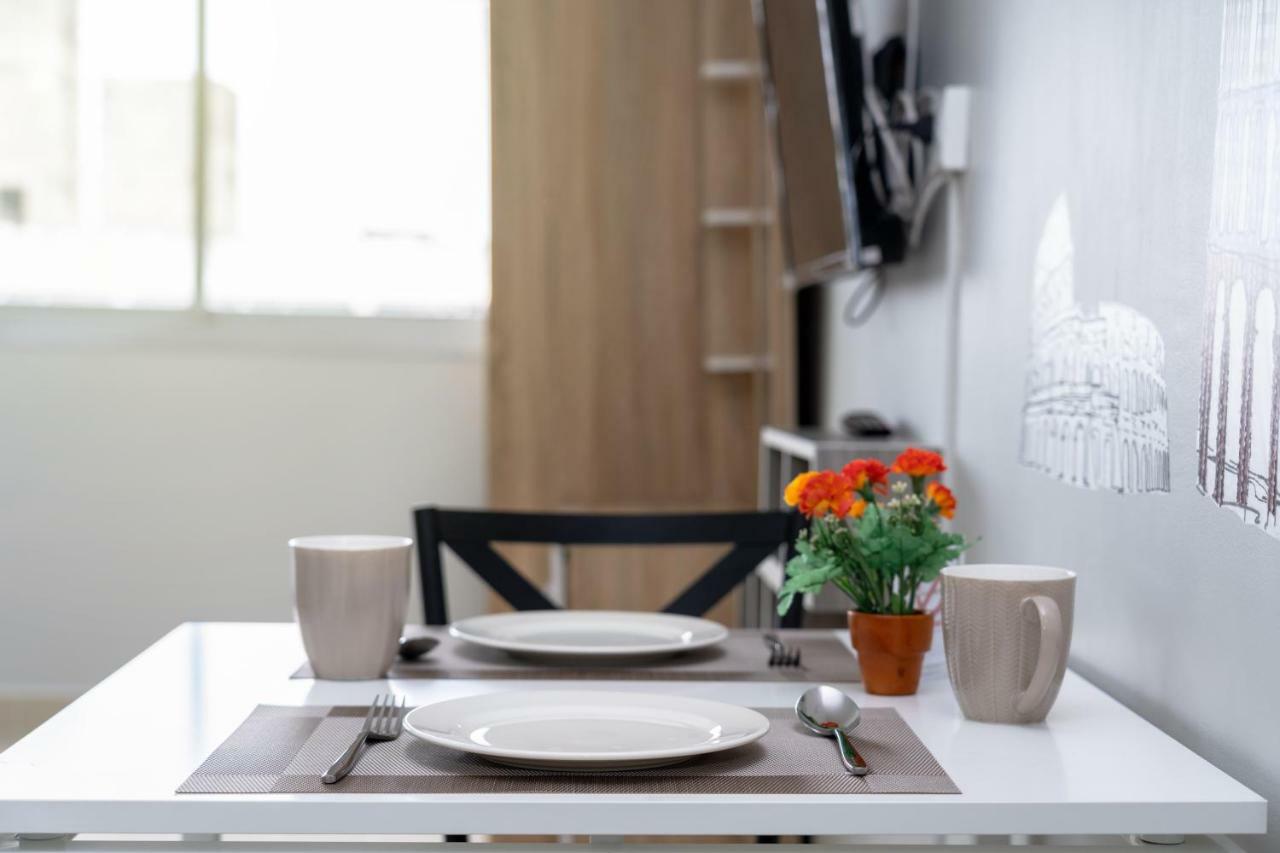 Popular Muangthong T1 By Khun Eve Apartment Bangkok