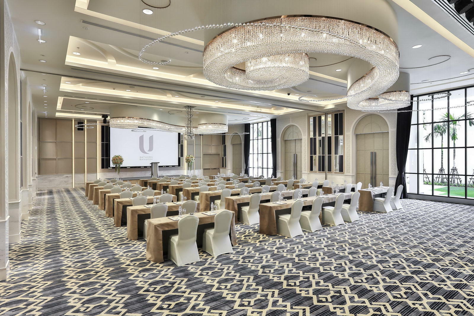 U Sathorn Resort 5*