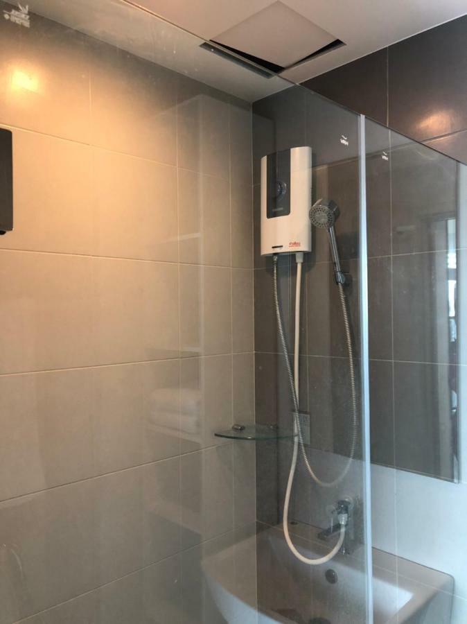 Cozy Living Place Near Bitec 2 Mins Walks To Bts Bangna Appartamento