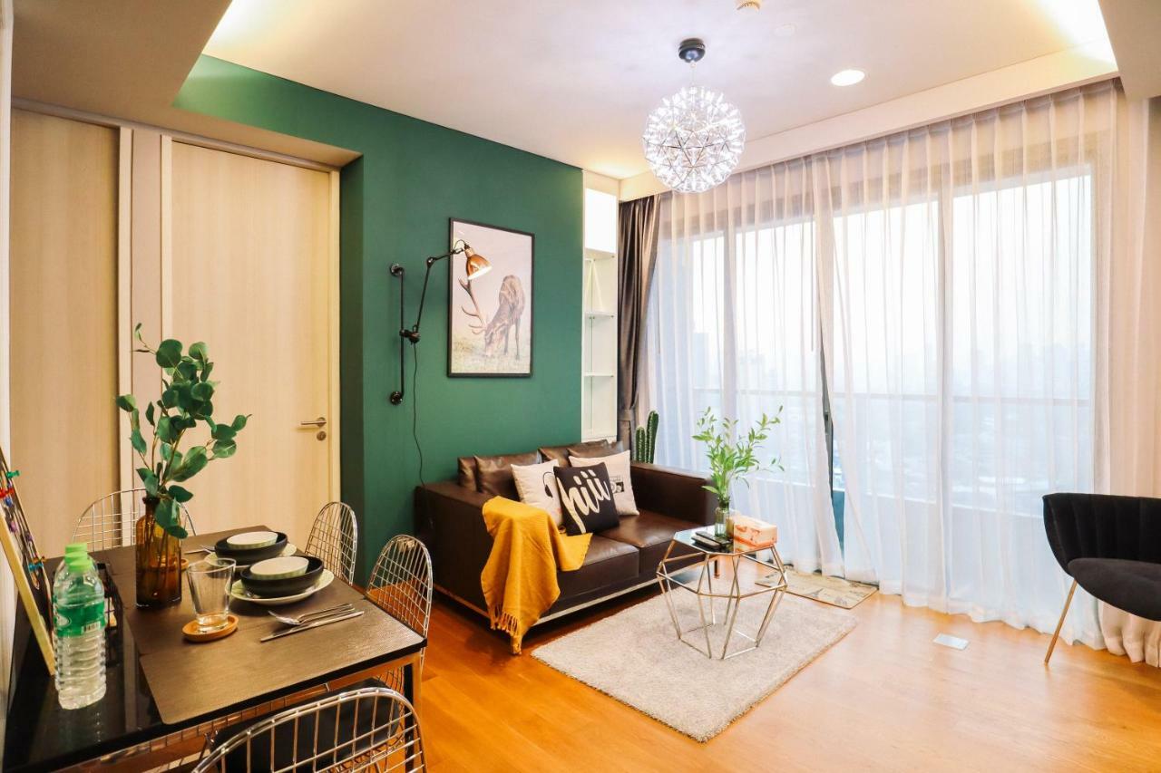 Hiii-homtel At Soi 24 Sukhumvit With Rooftop Boundless Pool-bts Phrom Phong&em District Leilighet Bangkok