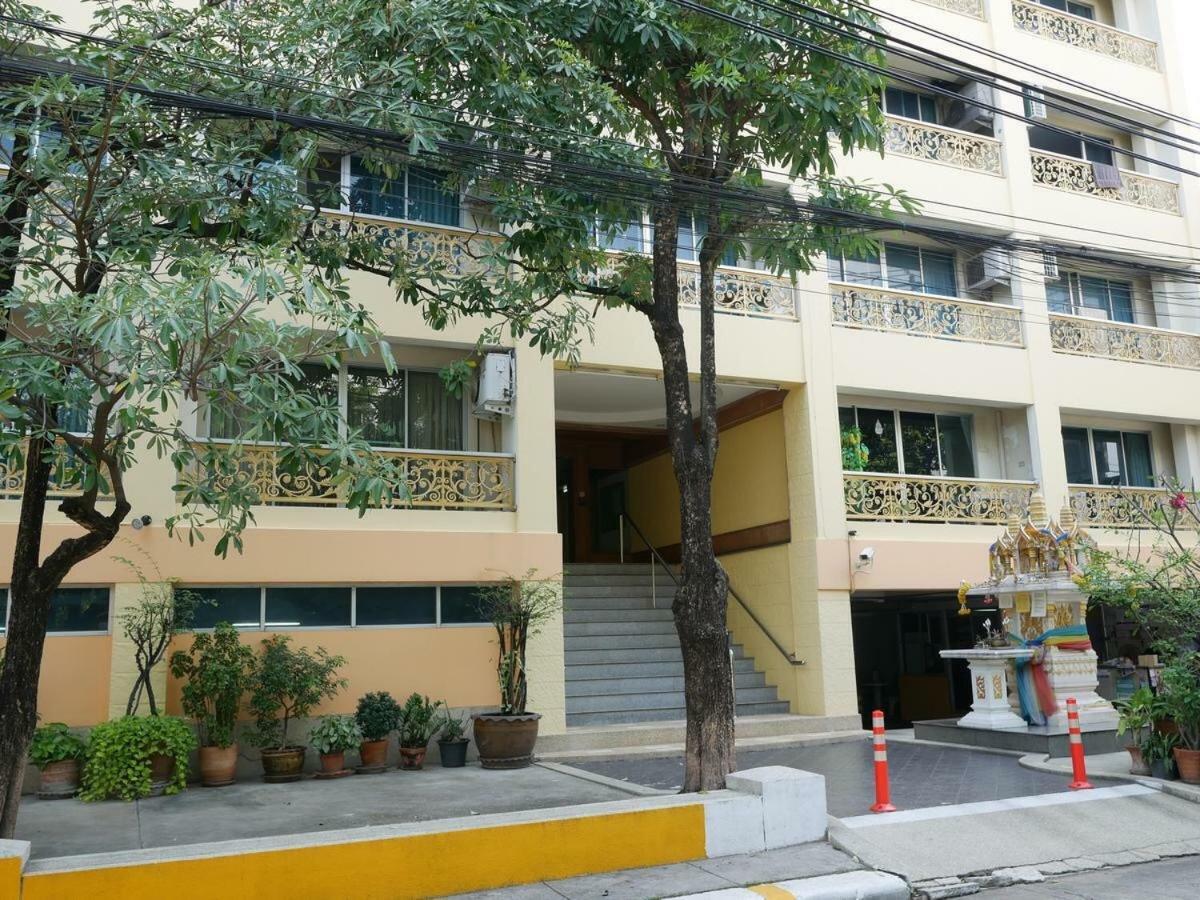 Apartment 999 Soi Kesini Ville