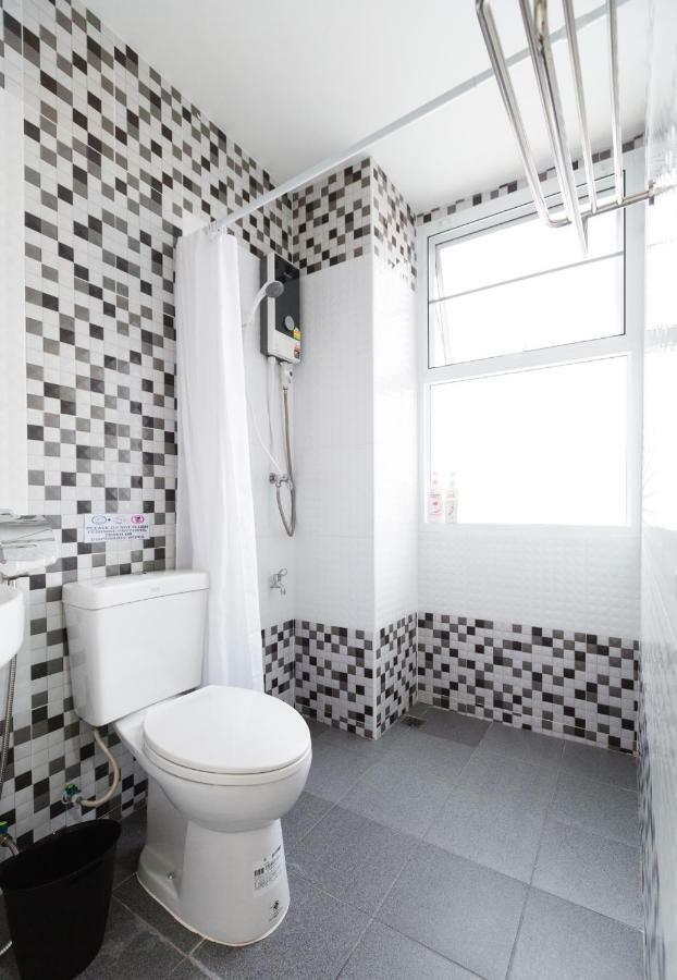 House Of Happiness Aparthotel 2*