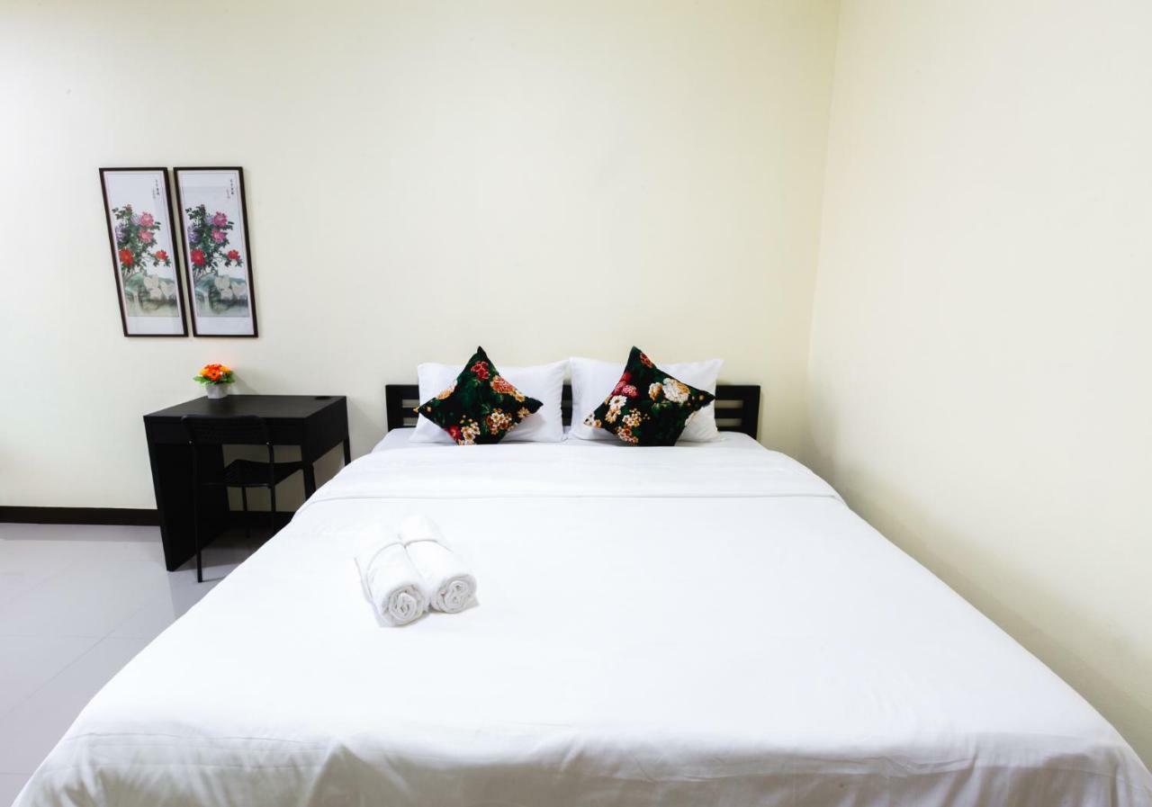 House Of Happiness Aparthotel