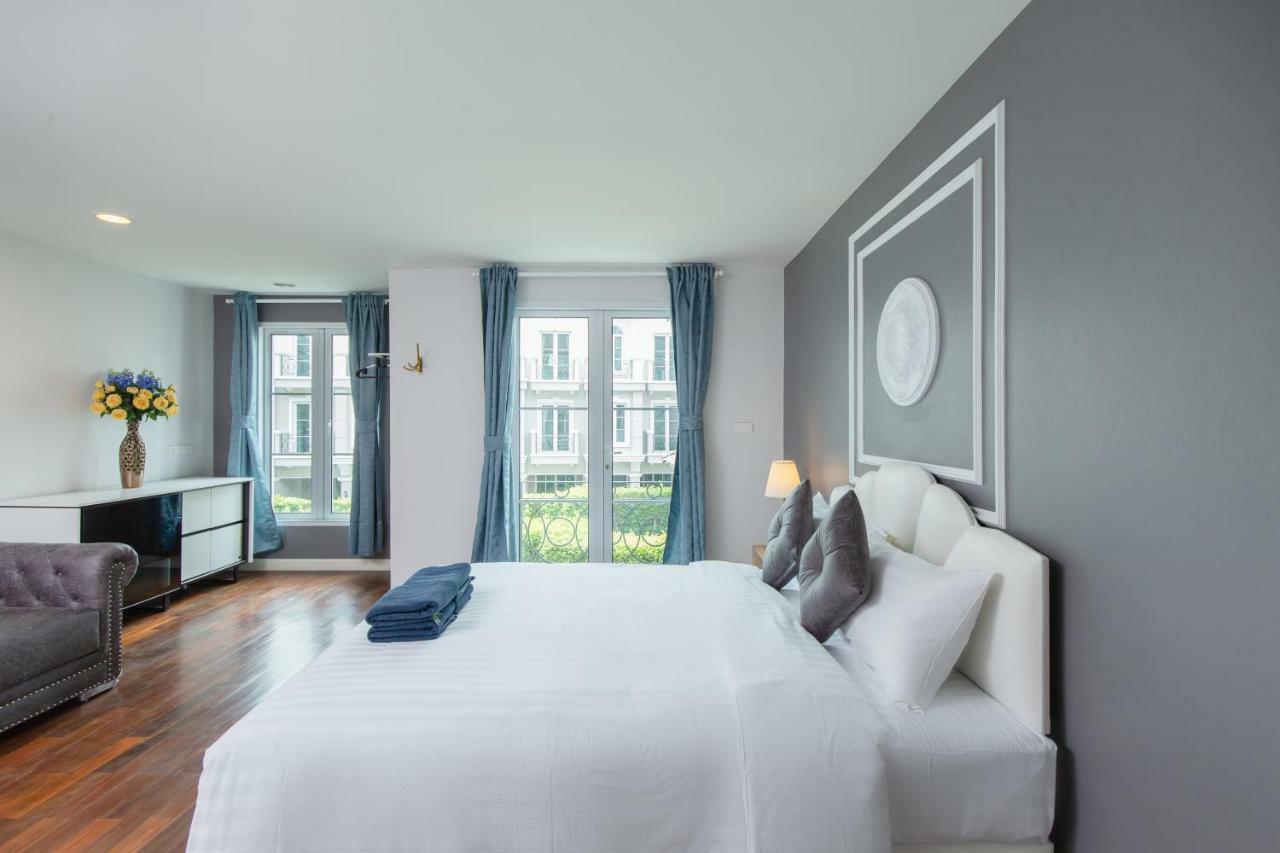 Breezy Haus By Max In Cbd Bangkok