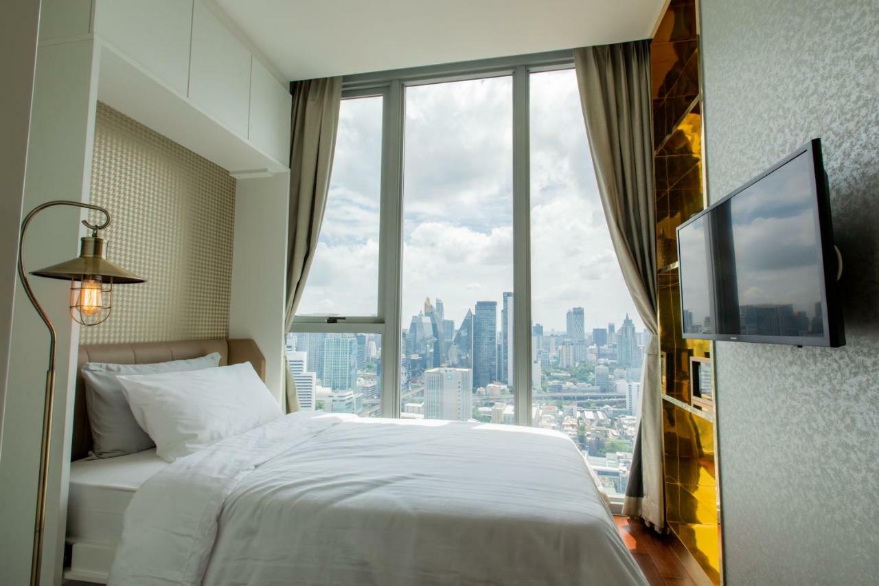 Hyde Sukhumvit 11 Floor 2 Apartment *