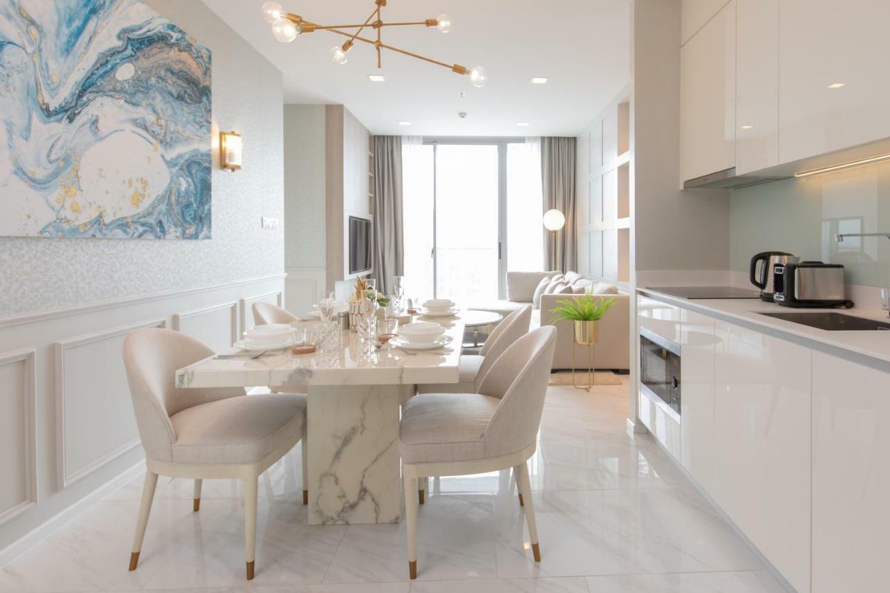 Hyde Sukhumvit 11 Floor 2 Apartment