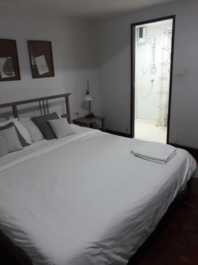 House 23 Ostello