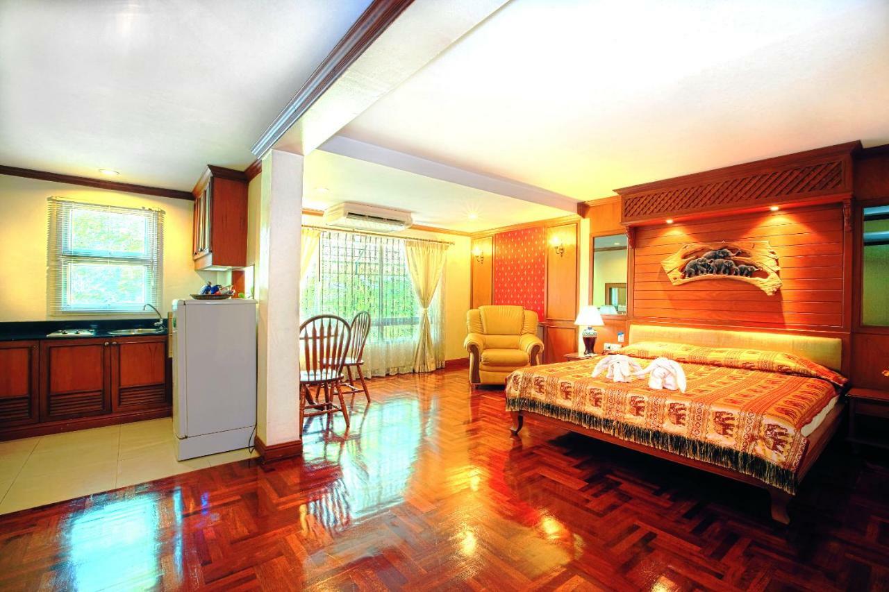 Khách sạn Royal Ivory Sukhumvit Nana