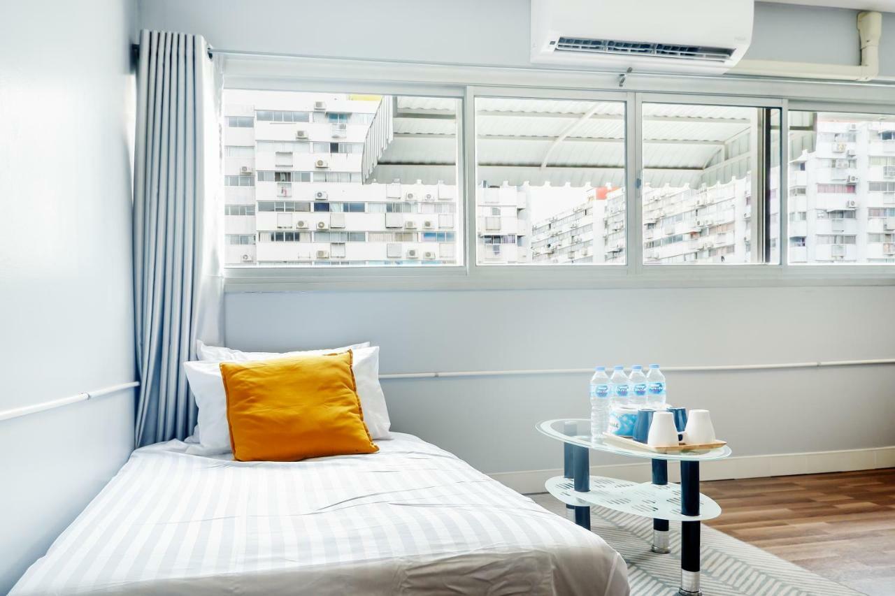 Impact Popular Comdominium Homestay