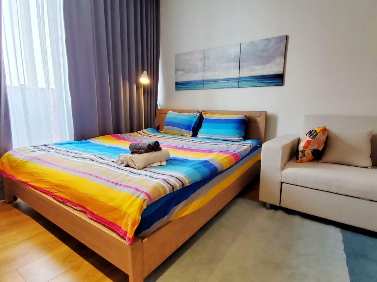 Rooftop Pool Gym Luxury Cozy @park24 Near Bts Apartment