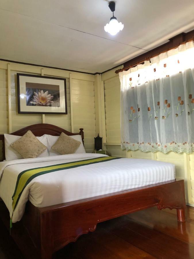 Resort Bangphlat 3*
