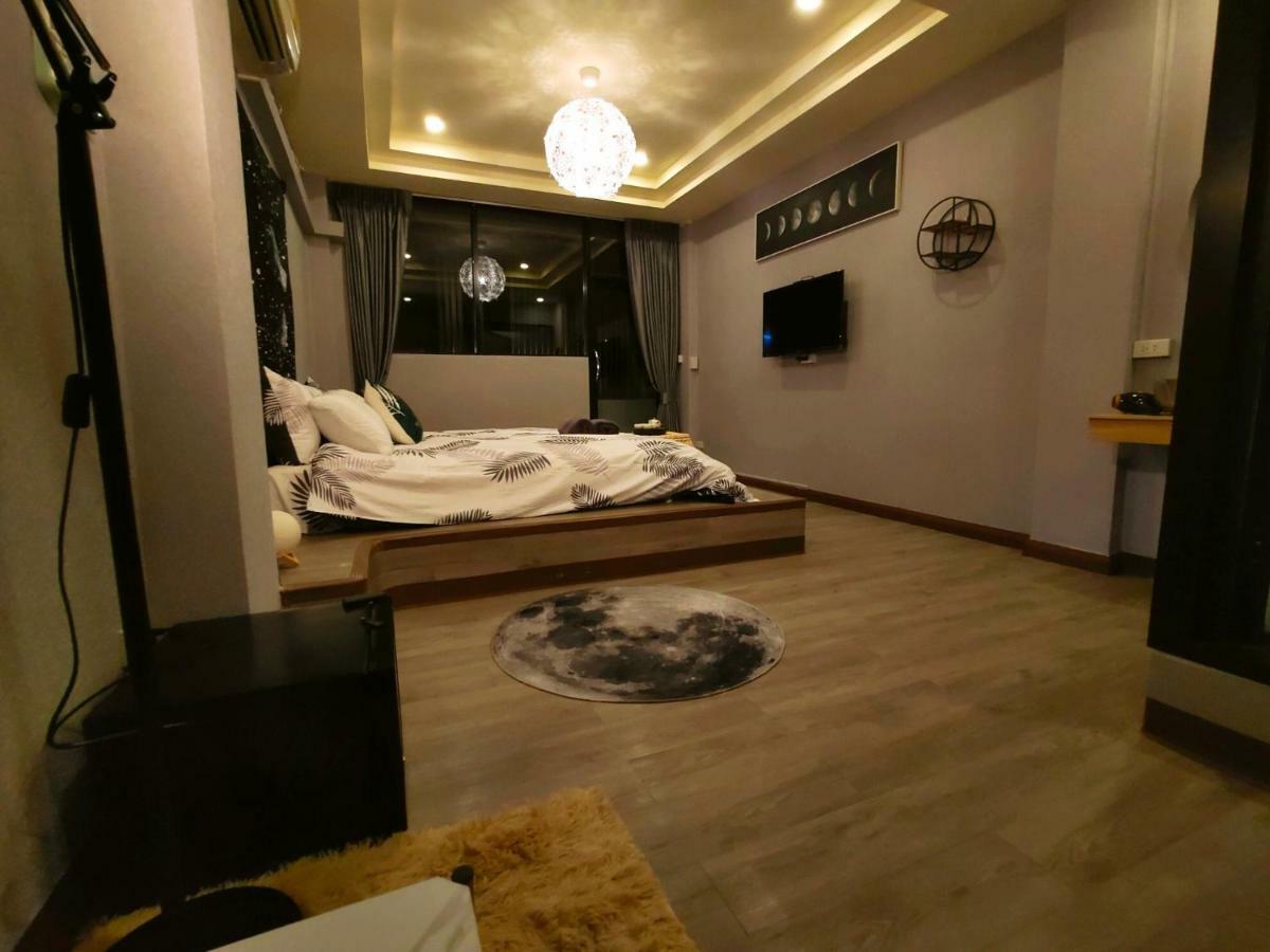 Guest house Meetu曼谷市中心特色旅馆，近火车夜市，免费早餐
