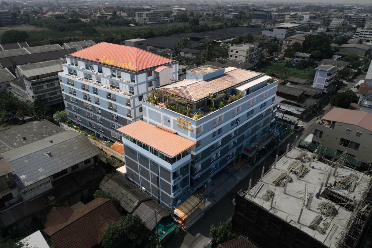 Hotell Penyos Service 3*