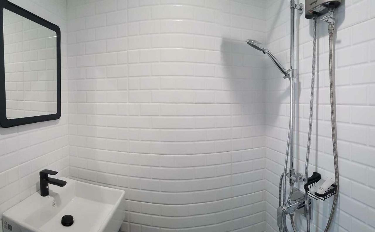 Wang Lang Albergue