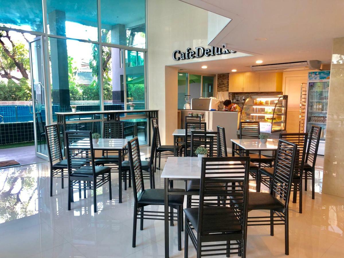 Leilighetshoteller The Lux Ladprao 10 Bangkok
