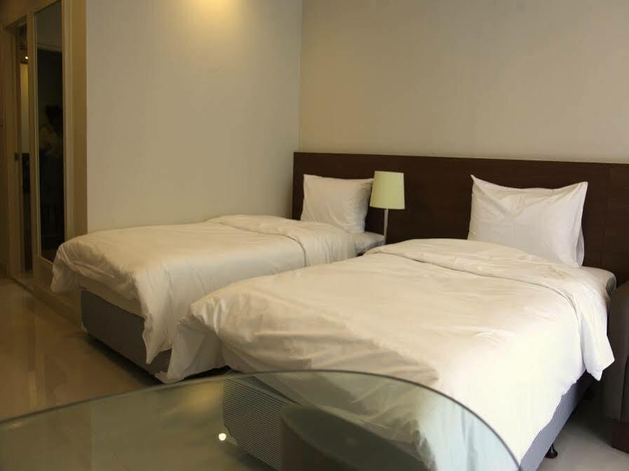 Thomson Huamark Khách sạn 4*