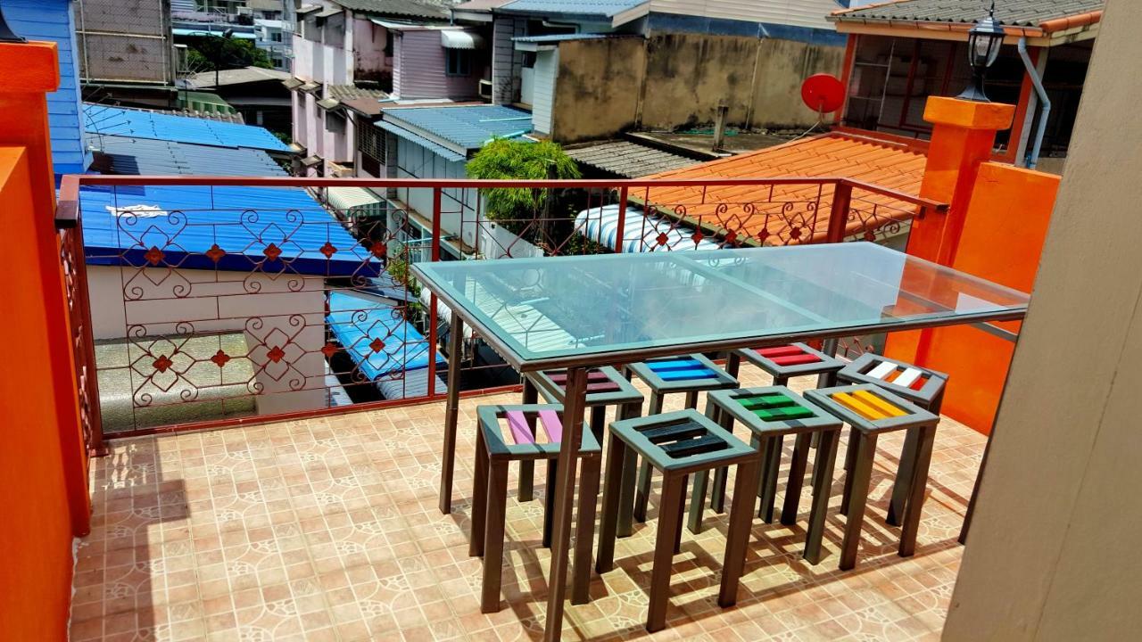 Legend Guest house Bangkok