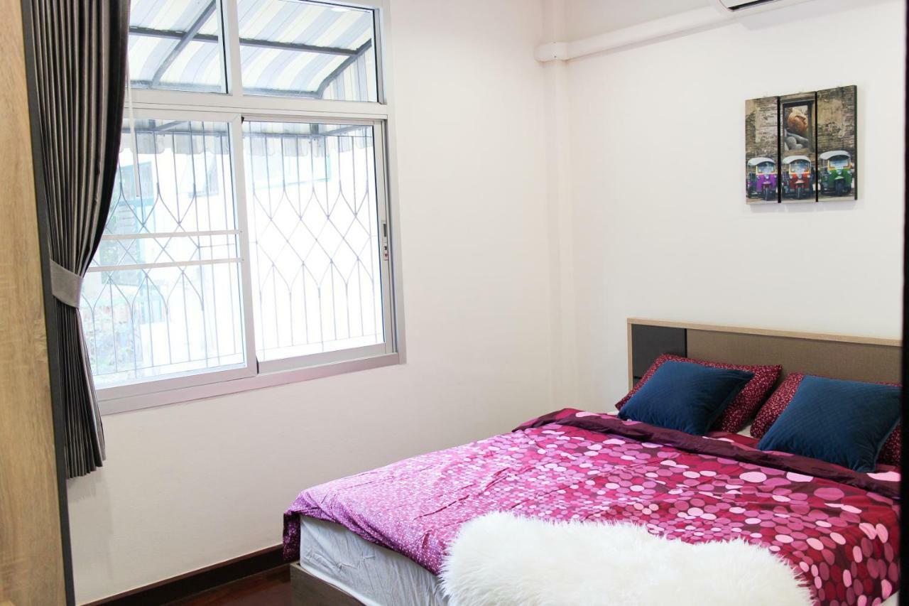 Train Night Market To 2Min & Mrt To 3Min, Modern & Big House * Bangkok