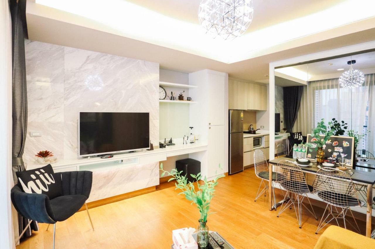 Hiii-homtel At Soi 24 Sukhumvit With Rooftop Boundless Pool-bts Phrom Phong&em District Apartamento Bangkok