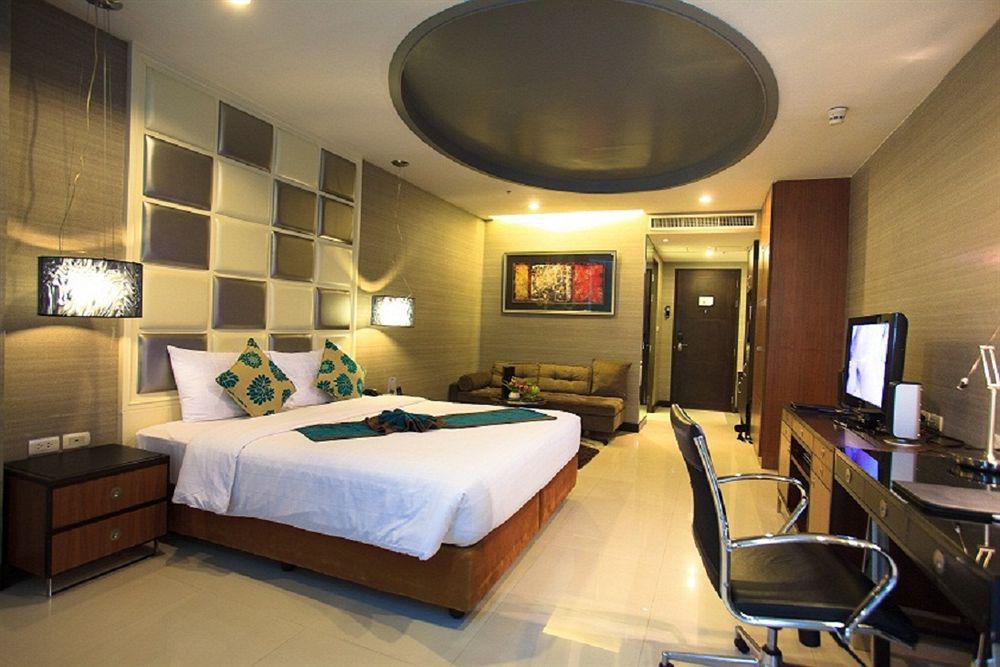 Furamaxclusive Asoke, Khách sạn