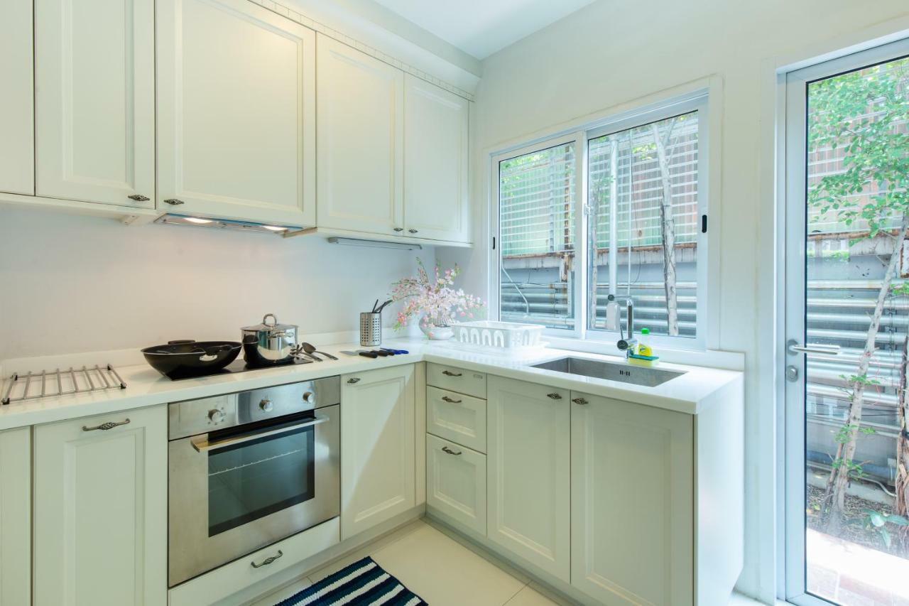 Apartment Breezy Haus By Max In Cbd Bangkok