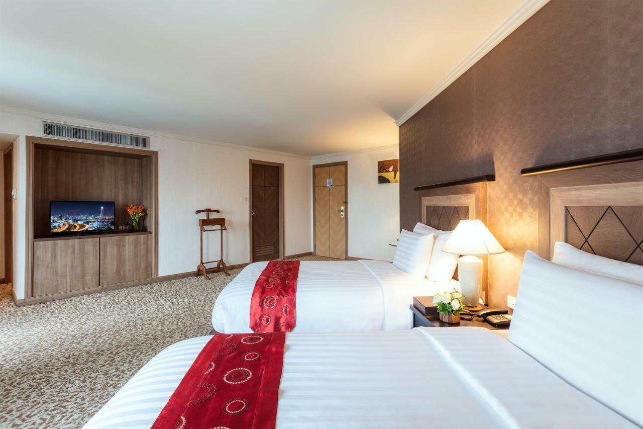 Hotell Baiyoke Sky 4*