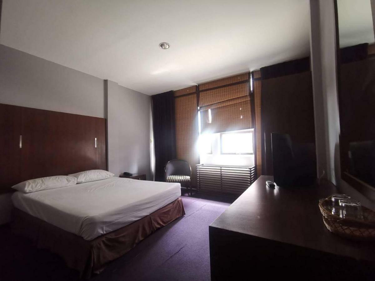Hotel The Pavilion Place 3*