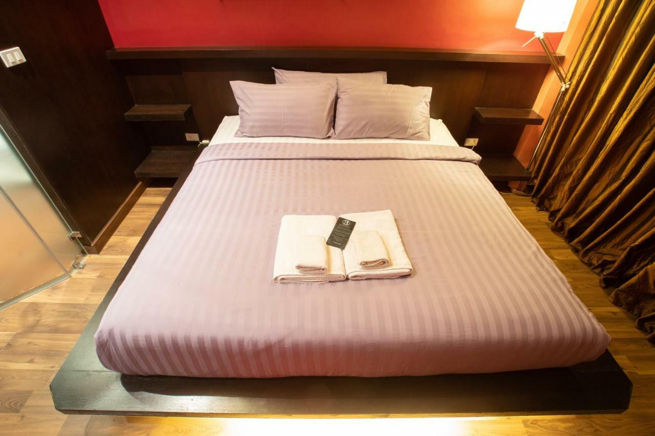Third Rock 3* Bangkok