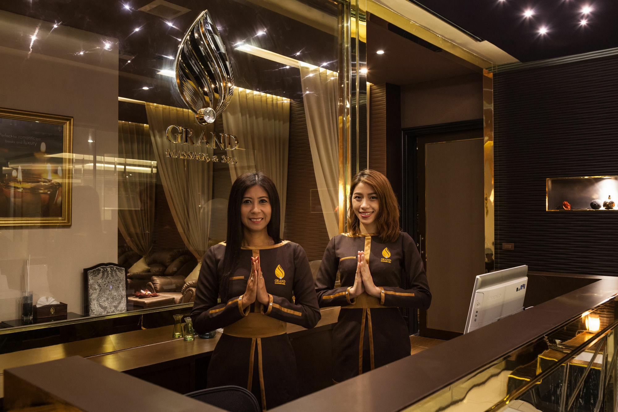 Grand 5 & Plaza Sukhumvit Hotel