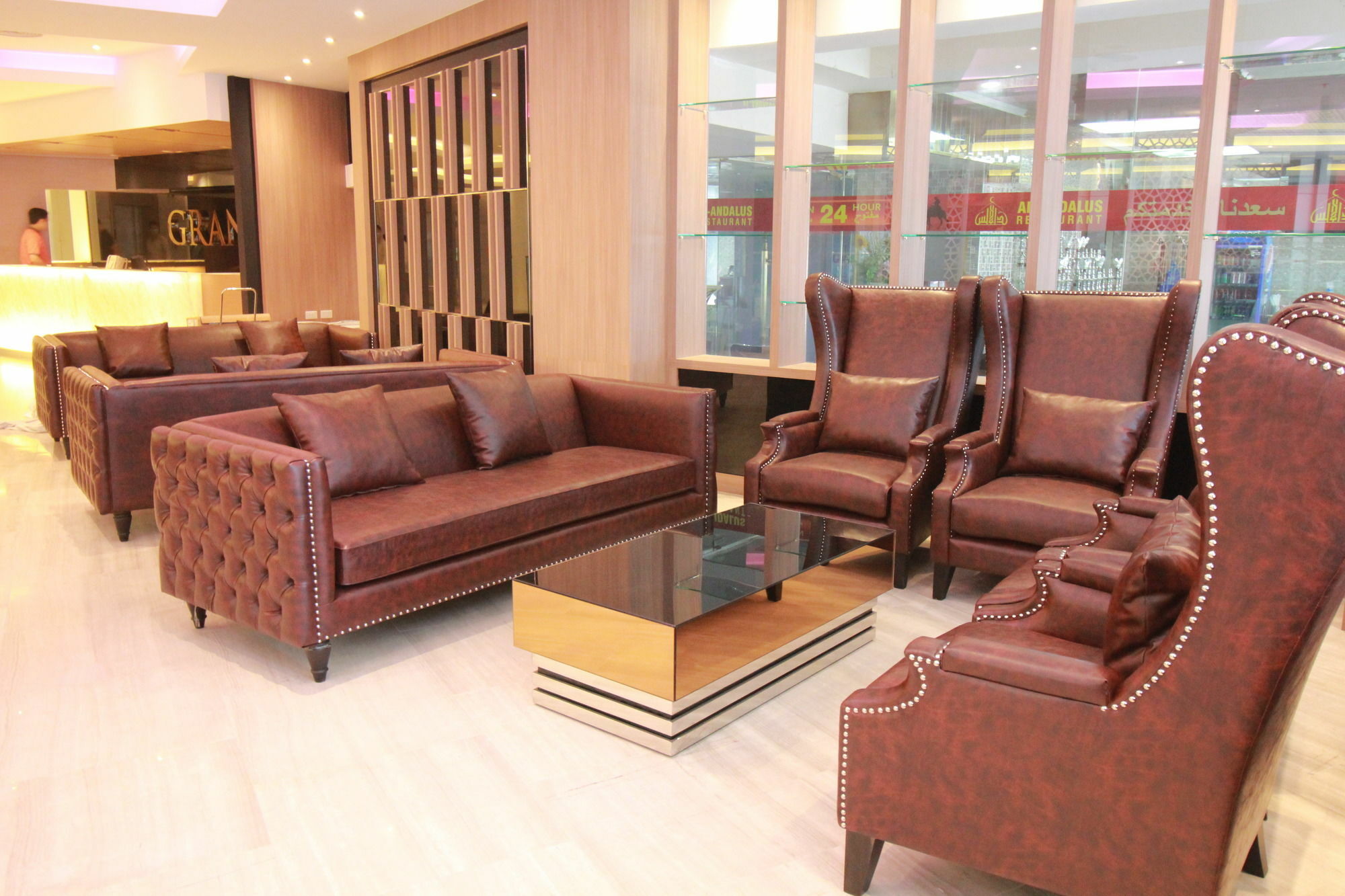 Grand 5 & Plaza Sukhumvit Hotel 4*