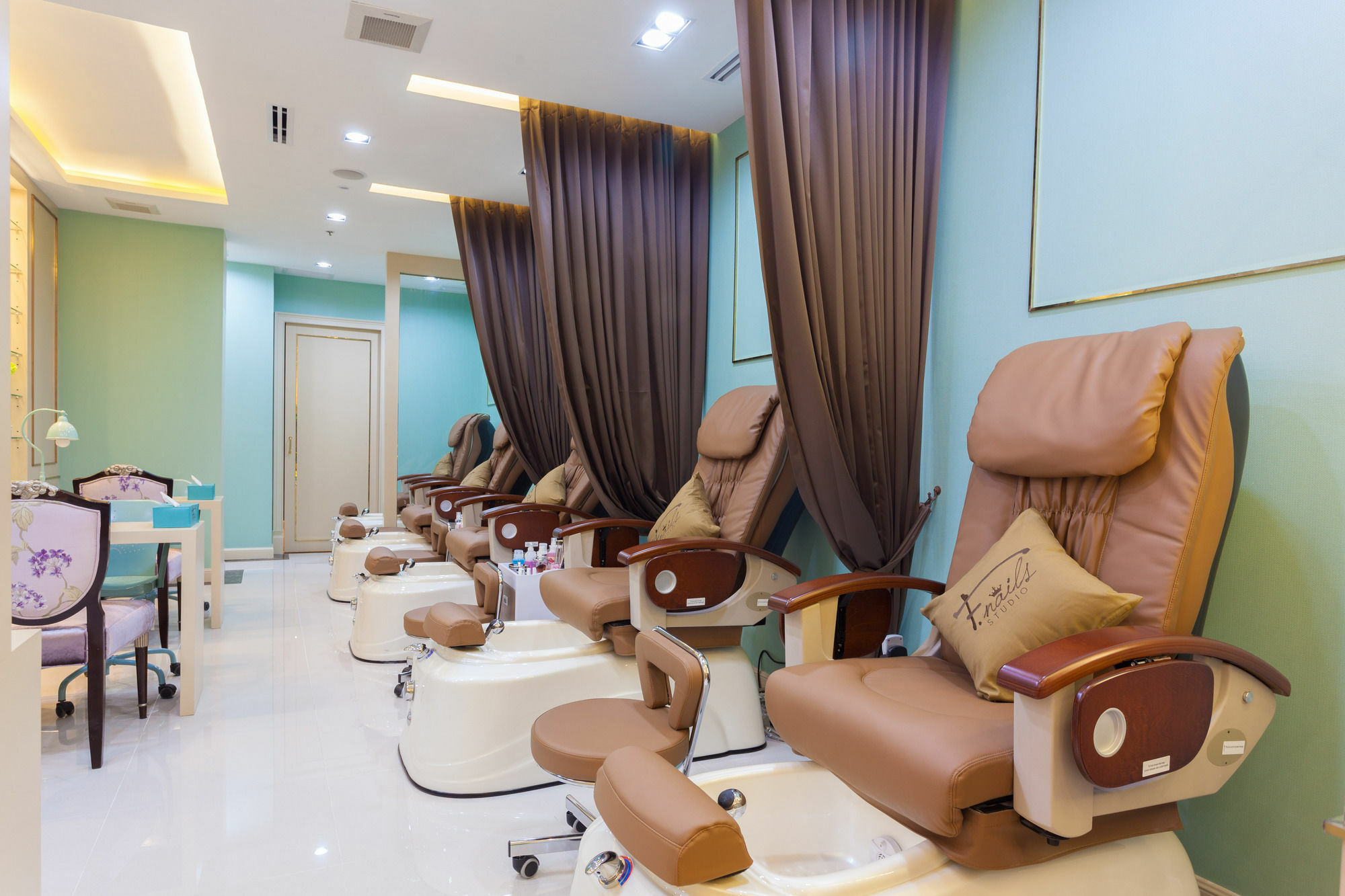Grand 5 & Plaza Sukhumvit 4*